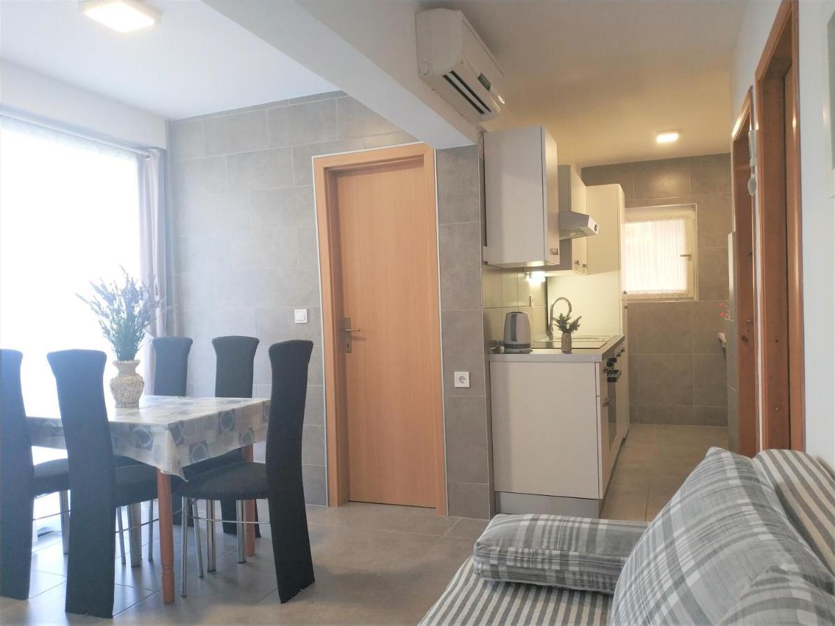 Apartments Rak Vis Kültér fotó