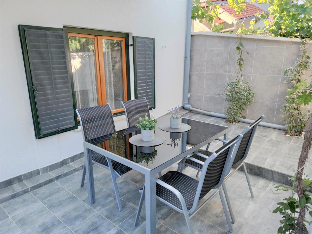 Apartments Rak Vis Kültér fotó