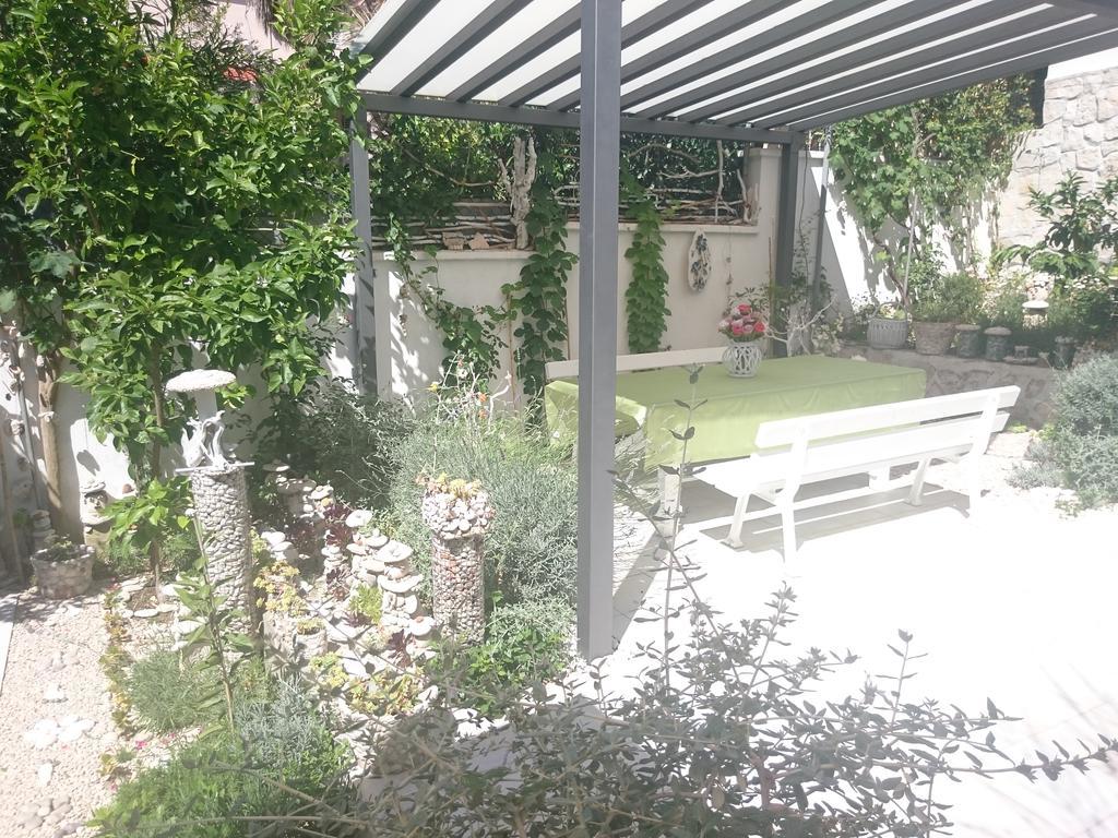 Apartments Rak Vis Kültér fotó