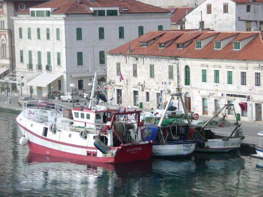 Apartments Rak Vis Kültér fotó